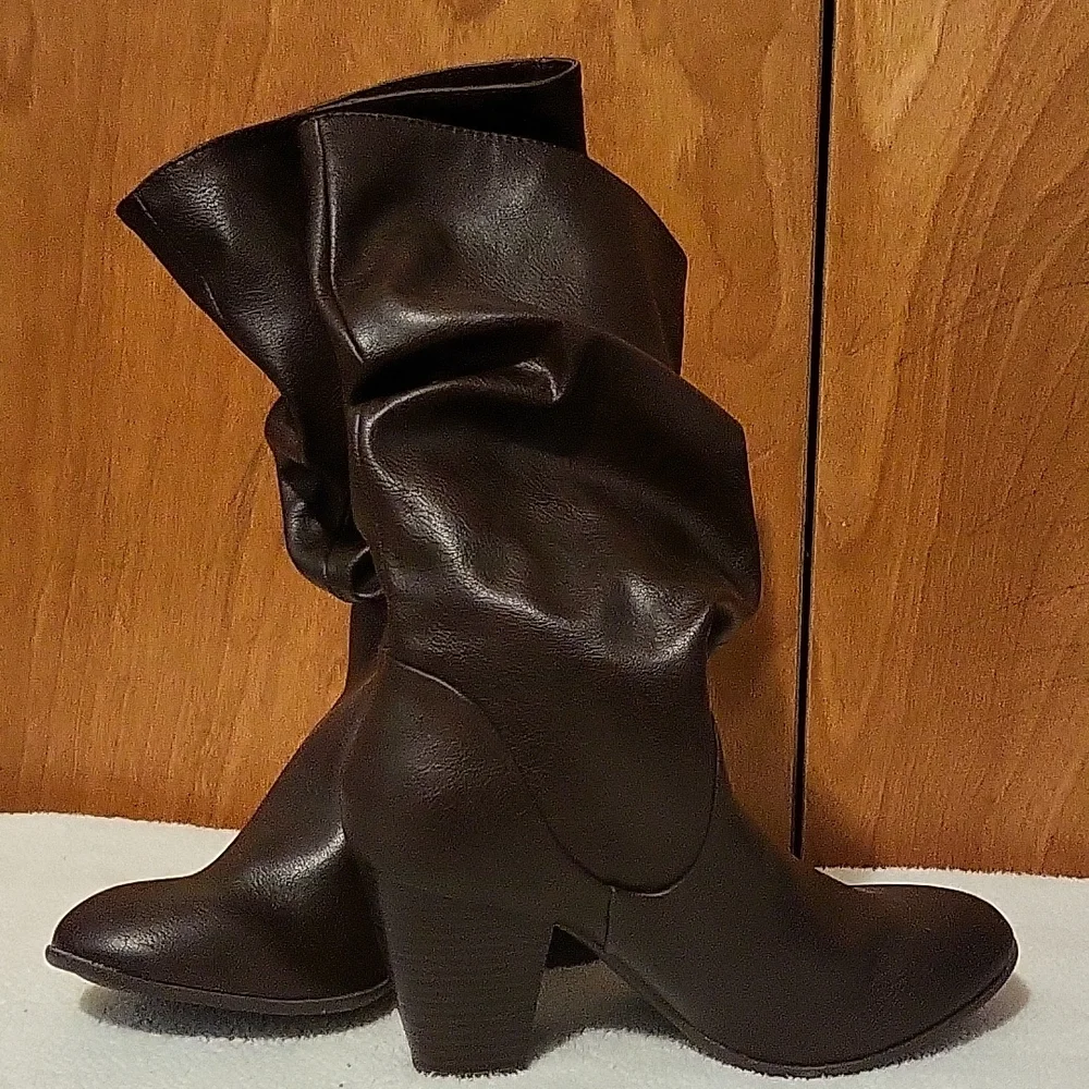 Elia boot size 7.5 - Picture 2 of 2
